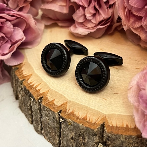 Elegant Round Black Obsidian Cufflinks - Picture 7 of 17